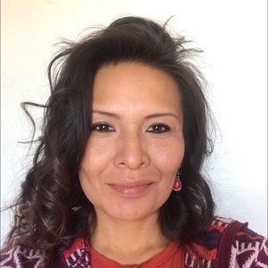 Meet your Posher, Elvira